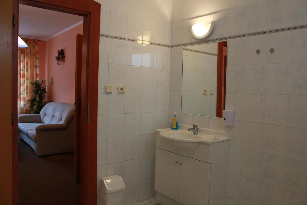 Garni Hotel Anne-Mary Piest'any Kamer foto